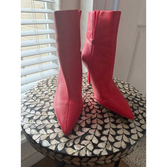Steve Madden Red Leather Stilleto Elysia Bootie - Picture 4 of 11